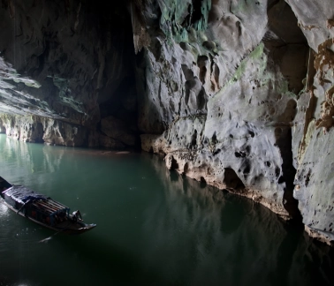 Chân Linh và Phong Nha – Mối liên hệ địa danh học, văn hiến học và địa tầng tên gọi cổ