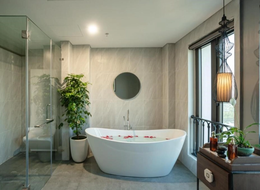 Khách sạn Rex Quảng Bình – Chìm đắm trong sự sang trọng của  thiết kế tân cổ điển Pháp giữa lòng TP. Đồng Hới