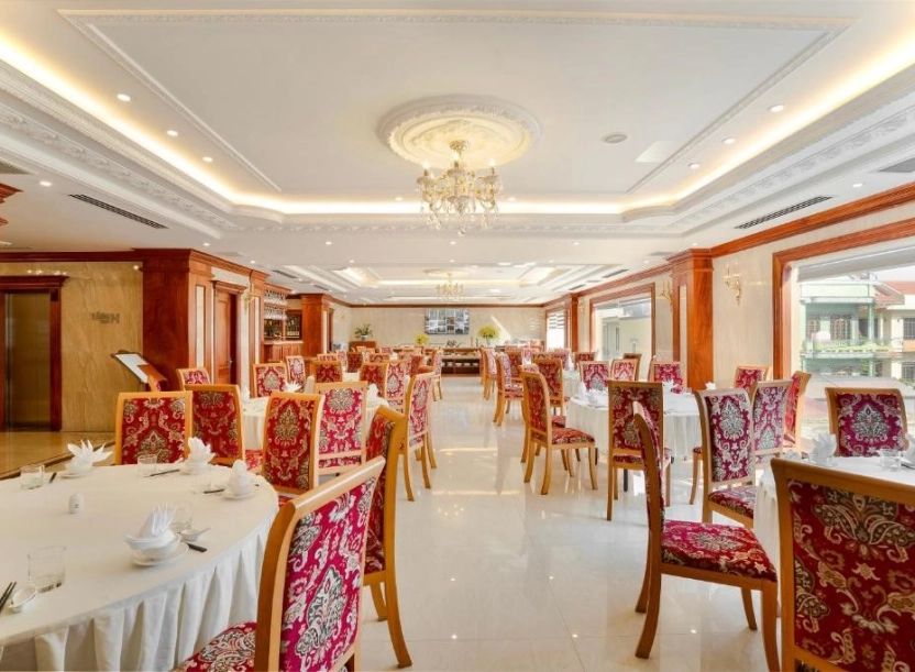 Khách sạn Riverside Quảng Bình – Tận hưởng view cửa sông đổ ra biển cảm nhận vẻ đẹp của thiên nhiên