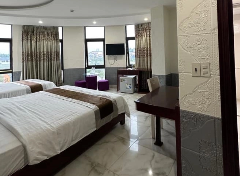 Khách sạn White Rose – Vị trí trung tâm thành phố thuận tiện di chuyển