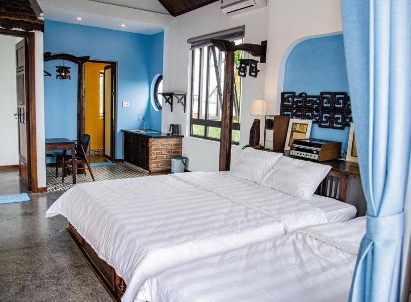 La Y Riverview villa - bên dòng sông Hương thơ mộng với lối kiến trúc đậm chất Huế, hoà mình vào thiên nhiên