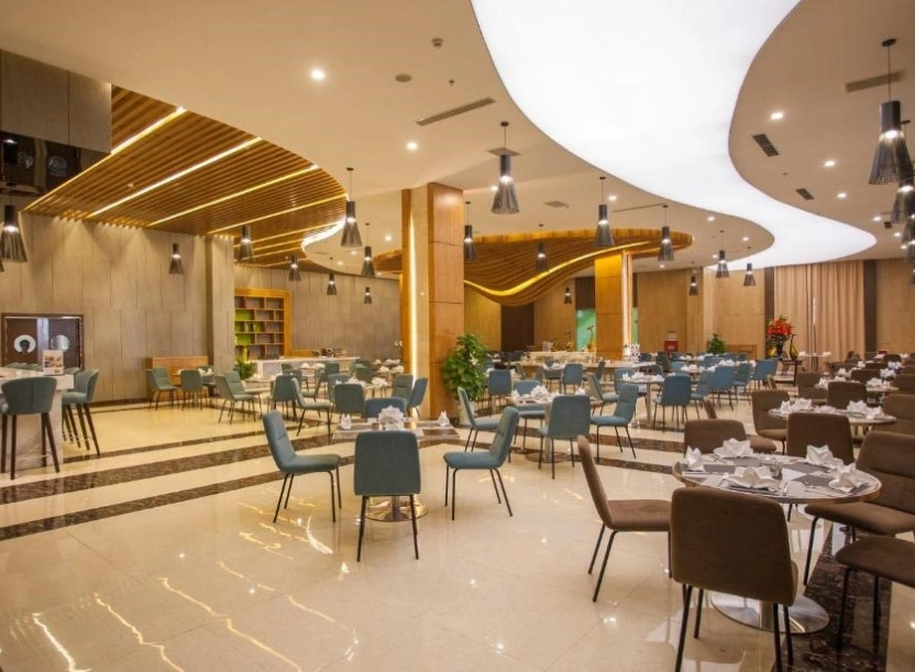 Mường Thanh Nhật Lệ - Khách sạn 5 sao hàng đầu bên bờ biển trong xanh