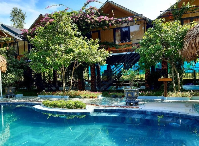 Phong Nha Bolero Bungalow – Tận hưởng không gian xanh mát hòa mình vào thiên nhiên