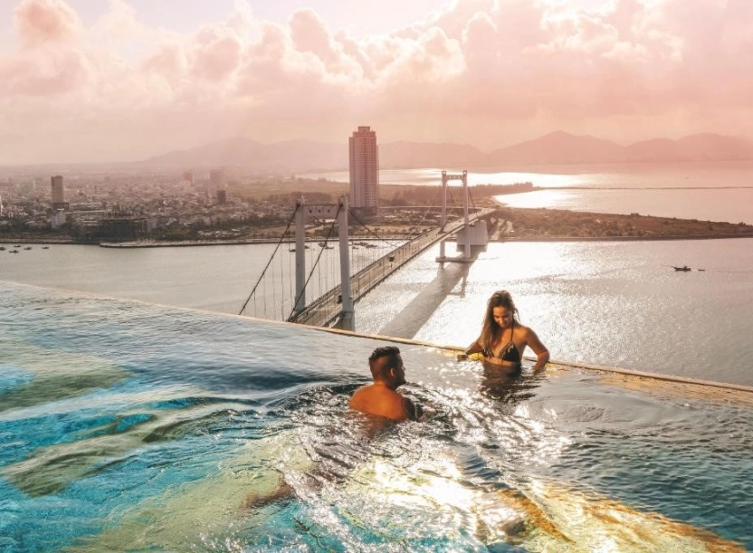 Wyndham Danang Golden Bay Hotel – khách sạn nghỉ dưỡng 5 sao view biển tại Đà Nẵng