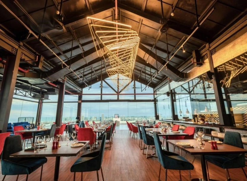 Wyndham Danang Golden Bay Hotel – khách sạn nghỉ dưỡng 5 sao view biển tại Đà Nẵng