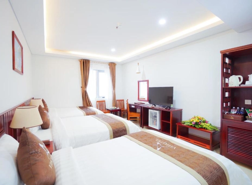 Khách sạn Vĩnh Hoàng - VIHOTEL (tiêu chuẩn 4 sao)