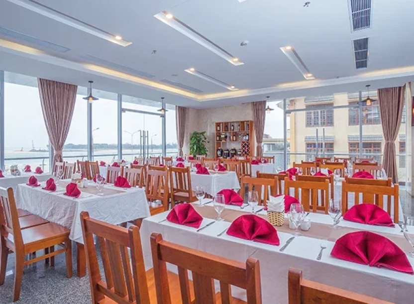 Khách sạn Vĩnh Hoàng - VIHOTEL (tiêu chuẩn 4 sao)