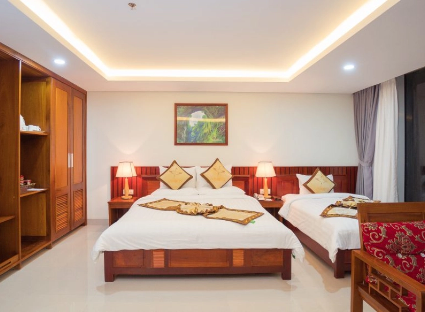 Khách sạn Vĩnh Hoàng - VIHOTEL (tiêu chuẩn 4 sao)