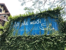 Phố Đặng Thái Thân: Ghé Thăm Quán Cà Phê Muối Huế Gốc – Nơi Lưu Giữ Hương Vị Cố Đô