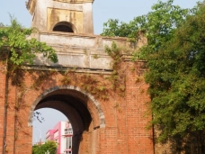 A Taste of Seasons in Đồng Hới: Savoring the City’s Charm and Street Eats