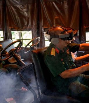 Trải nghiệm Hang Chỉ Huy: Hành trình về ký ức Trường Sơn