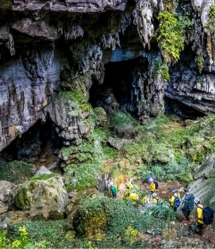 Kling – A Cu – Ruc Ca Roong Cave in Phong Nha: Prices, Route &amp; Highlights