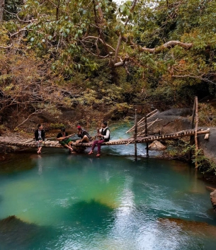 TÀ PUỒNG – CHẠM VÀO ĐẠI NGÀN, ĐỂ NHẸ LÒNG NHƯ SUỐI