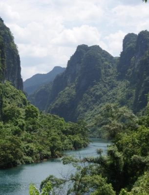 Dong Hoi- Paradise cave - Chay river and Dark cave