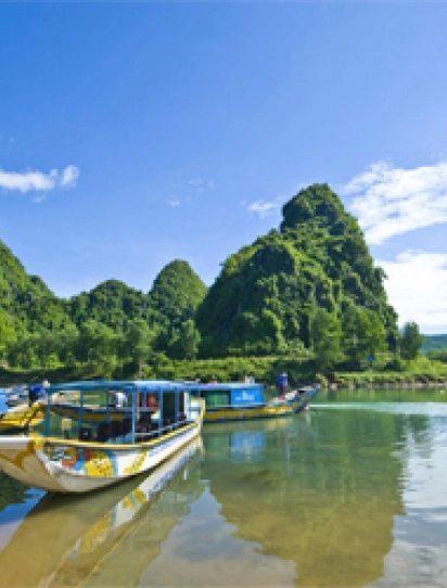 Dong Hoi- Phong Nha cave – Paradise cave