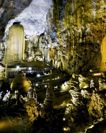 Đồng Hới - Động Phong Nha - Động Thiên Đường