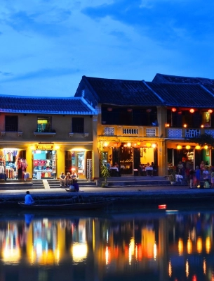 Đồng Hới – Nam Đàn – Hạ Long – Lạng Sơn – Hà Nội
