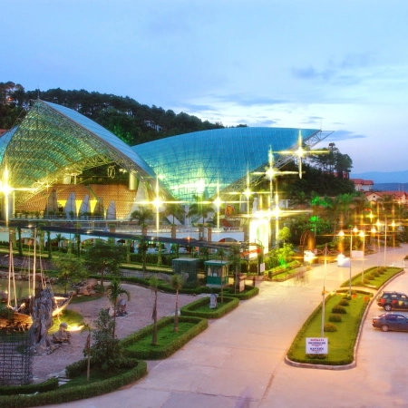 Tham quan  Vũng Tàu - Suối khoáng nóng Bình Châu - Sài Gòn