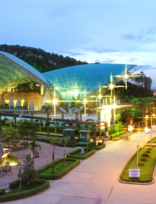 Tham quan Vũng Tàu - Suối khoáng nóng Bình Châu - Sài Gòn