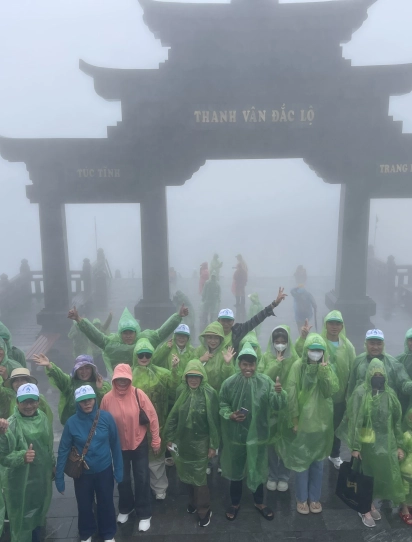 Đồng Hới - Hà Nội - Sapa - Lào Cai - Fansipan - Cổng Trời Ô Quy Hồ - Hà Khẩu - Hà Nội - Lăng Bác - Văn Miếu Quốc Tử Giám - Đồng Hới