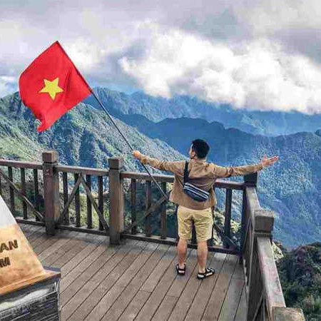 Đồng Hới - Hà Nội - Sapa - Lào Cai - Fansipan - Cổng Trời Ô Quy Hồ - Hà Khẩu - Hà Nội - Lăng Bác - Văn Miếu Quốc Tử Giám - Đồng Hới