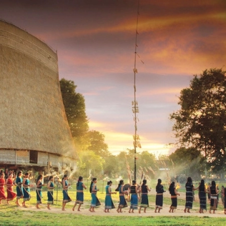 Quảng Bình - Đà Nẵng - KonTum - Pleiku - Daklak - KDL Sinh thái thác Dray Nur - Làng Cafe Trung Nguyên - Buôn Đôn - Đà Lạt - Quy Nhơn - Quảng Bình