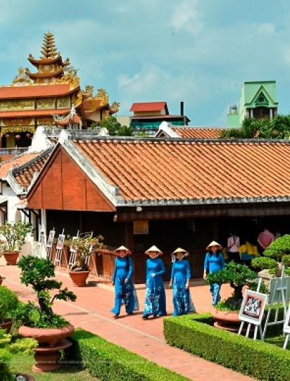 Đồng Hới - TP.HCM - Tây Ninh - Phan Thiết - TP.HCM - Đồng Hới