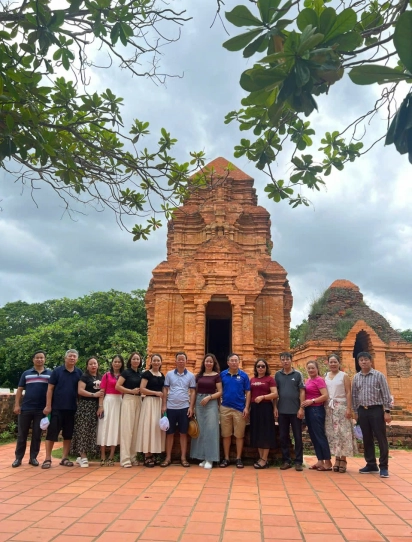 Đồng Hới - TP.HCM - Tây Ninh - Phan Thiết - TP.HCM - Đồng Hới