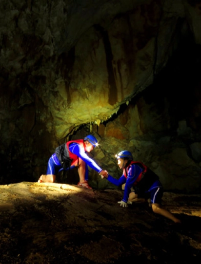 Tour hàng ngày: Động Phong Nha – Sông Chày, Hang Tối