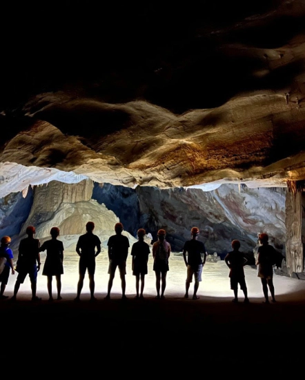 Khám phá 7km Động Thiên Đường