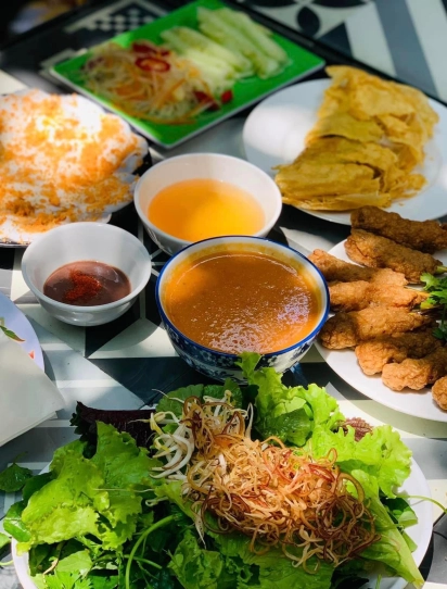 Đồng Hới – Lịch Sử trong Hương Vị, Thương trong Từng Bước Chân