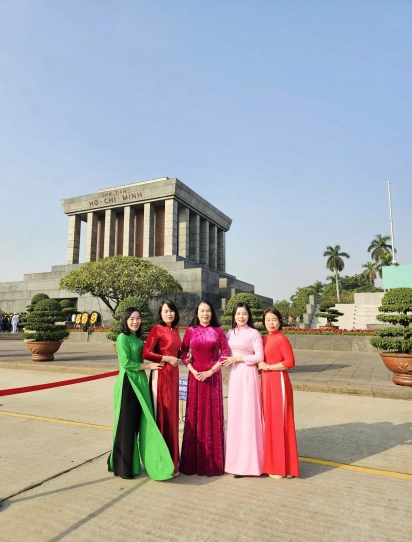 Quảng Bình - Hà Nội - Bảo Tàng Lịch Sử Quân Sự Việt Nam - Lăng Bác - Văn Miếu Quốc Tử Giám - Mega Grand World - Quảng Bình