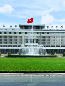 Tour 4N3Đ: Quảng Bình -Tp.HCM - Tây Ninh - Dinh độc lập - Bảo tàng  lịch sử - Du thuyền 5* - Núi Bà đen