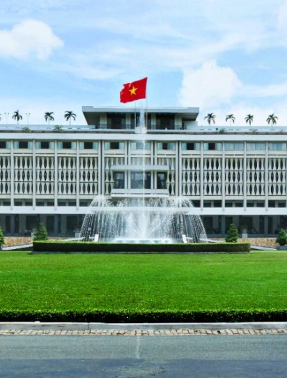 Tour 4N3Đ: Quảng Bình -Tp.HCM - Tây Ninh - Dinh độc lập - Bảo tàng  lịch sử - Du thuyền 5* - Núi Bà đen