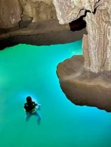 Khám phá 4km Động Thiên Đường