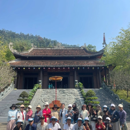 Tour 4 Ngày 3 Đêm: Đồng Hới – Đà Nẵng – Hội An – VinWonders – Núi Thần Tài