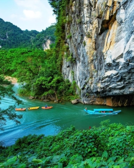 City Tour – Phong Nha Cave – Vung Chua &amp; Yen Island – General Vo Nguyen Giap Memorial House