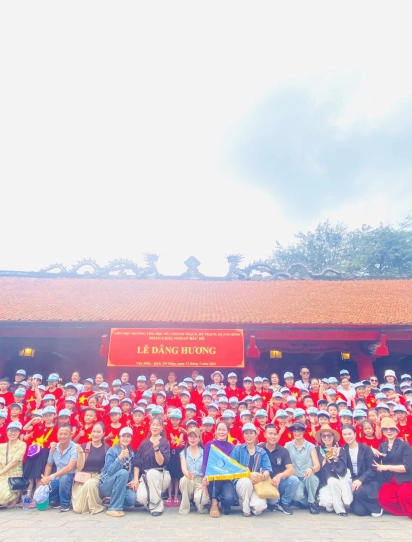 Quảng Bình - Thủ đô Hà Nội - Quần thể Lăng Chủ Tịch - Văn Miếu - Quảng Bình