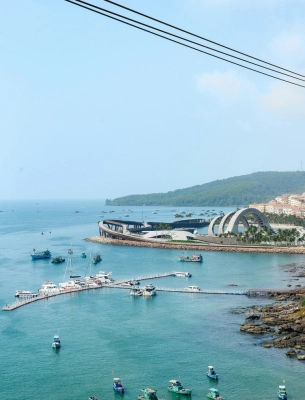 Tour 4N3Đ: Đồng Hới – Đà Nẵng – Phú Quốc