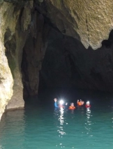 Trekking to Hang Thủy Cung – Thung lũng Sinh Tồn