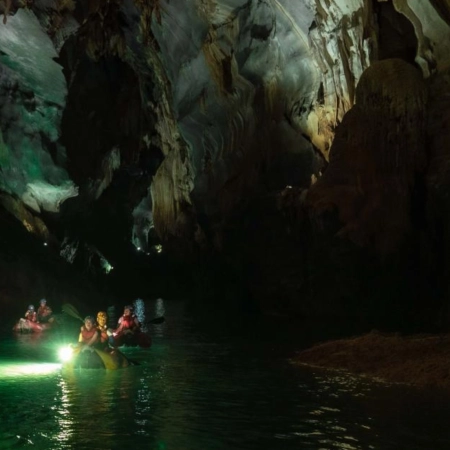 Tour 01 ngày: Khám phá động Phong Nha về đêm
