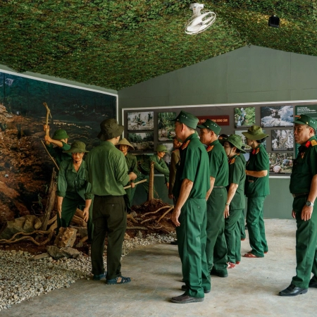 3 Days 2 Nights Tour: Dong Hoi, Vung Chua, Phong Nha Cave &amp; City Highlights