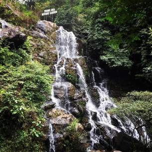 Dong Hoi – Phong Nha cave – Botanic Garden - U Bo peak