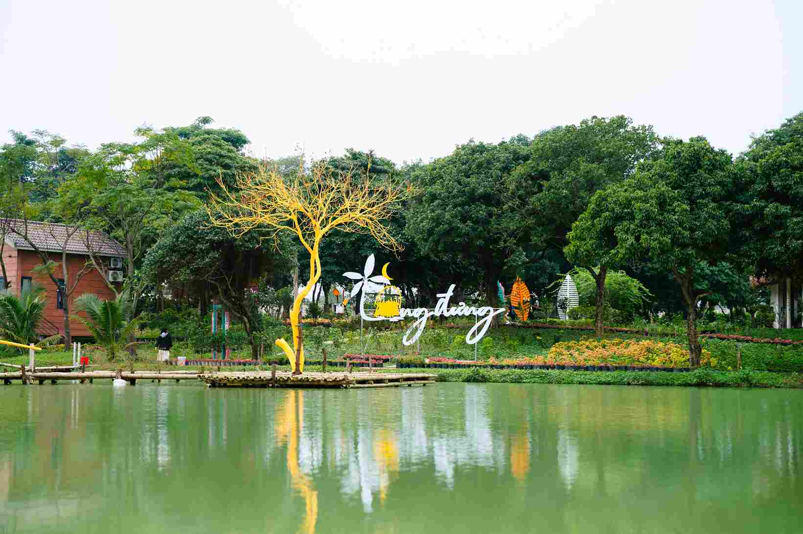 Cảnh quan làng Đưng