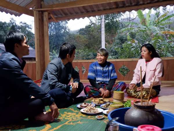 Lễ hội đập trống Ma-coong- tại nhà già làng Đinh Xon