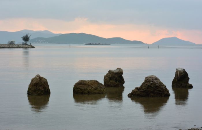 Trên biển Khánh Hòa