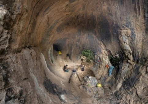 Hang Rục Cà Roòng