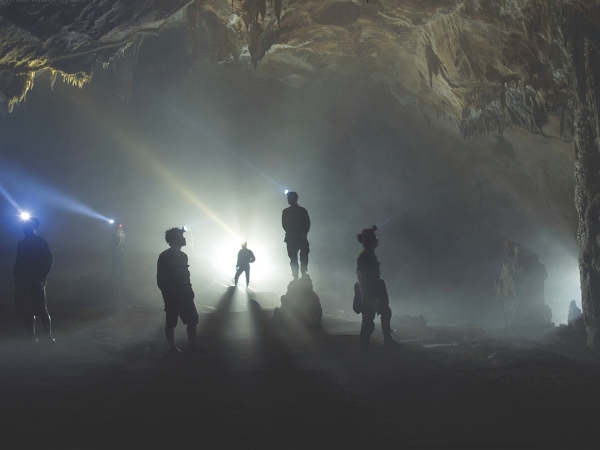 Khám phá 7km Động Thiên Đường